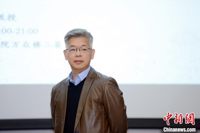 隐形资金是什么意思_什么是隐形银行_分析数字货币在小微企业融资中的潜力：驱动经济的隐形力量