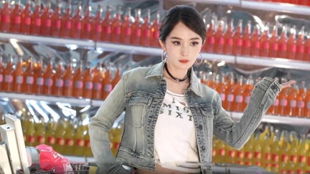 杨幂演讲积极向上的视频_杨幂态度强硬_杨幂的积极向上与生活态度