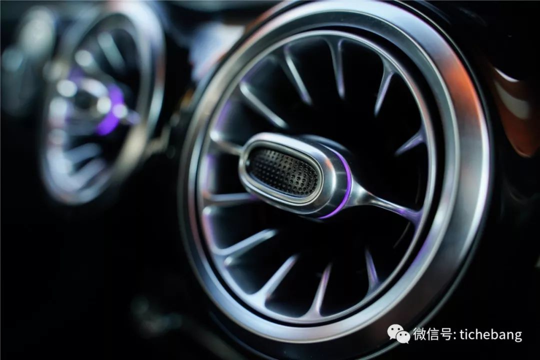 驾驶奔驰体验模式选择什么_奔驰的驾驶模式选择与驾驶体验_驾驶奔驰体验模式选择哪个