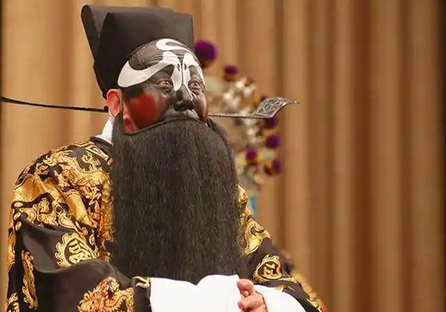 包青天的神话故事_包青天的民间故事_包青天在民间传说中的形象