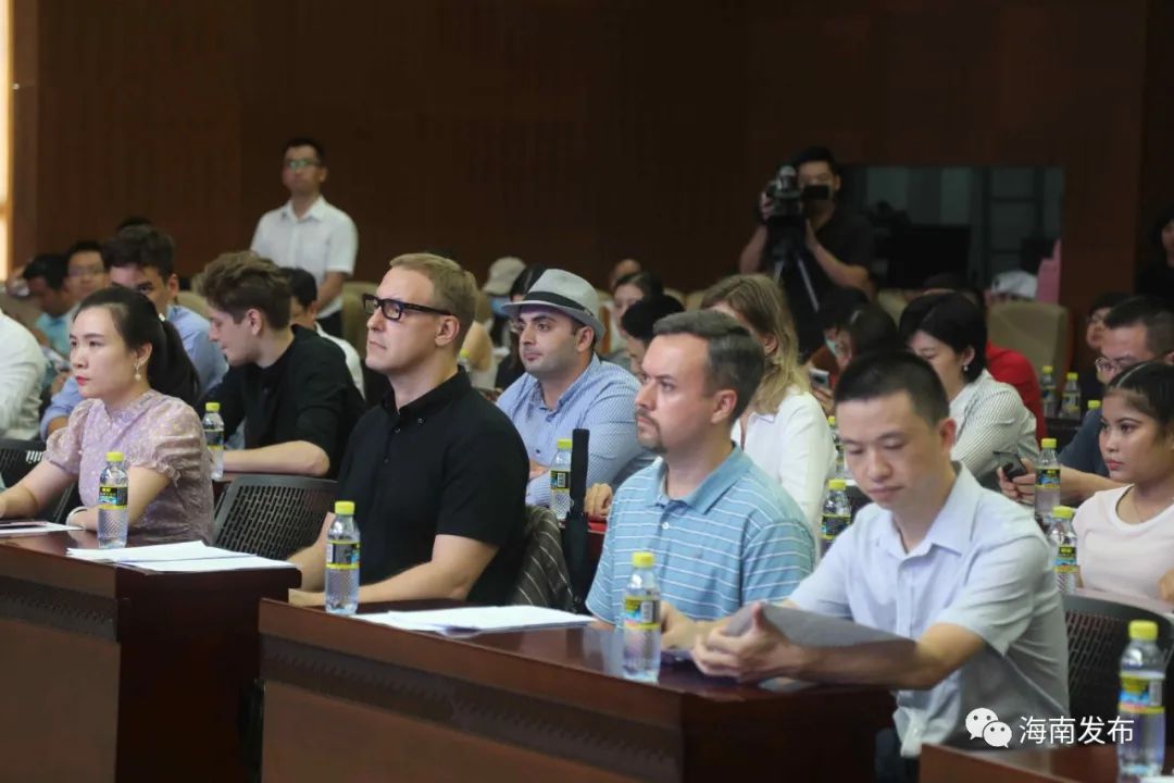促进琼港澳台经济合作的海南政策，分析其经济影响与机遇_琼州海峡经济带_琼港合作