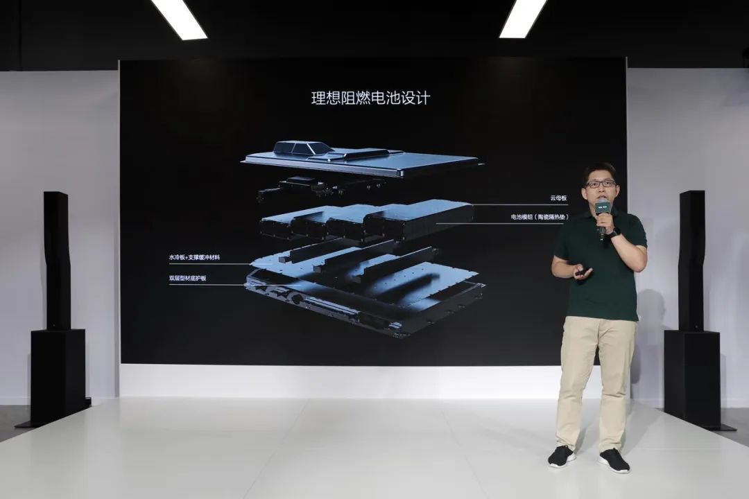小米纯电动轿车_小米智能越野车评测_续航优异的电动SUV：小米汽车的探索