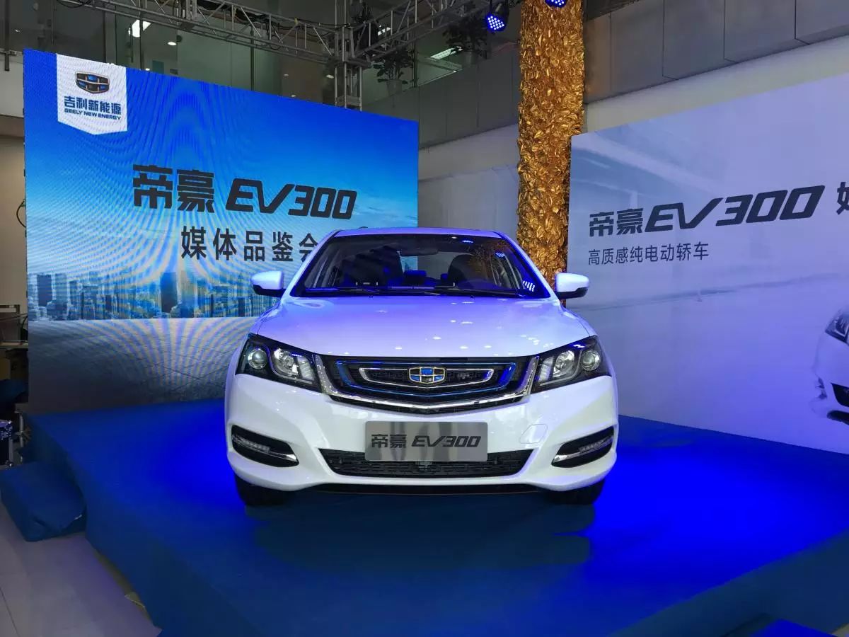 宾利suv电动汽车_宾利的电动汽车未来：探索全新领域_宾利电动越野车suv报价